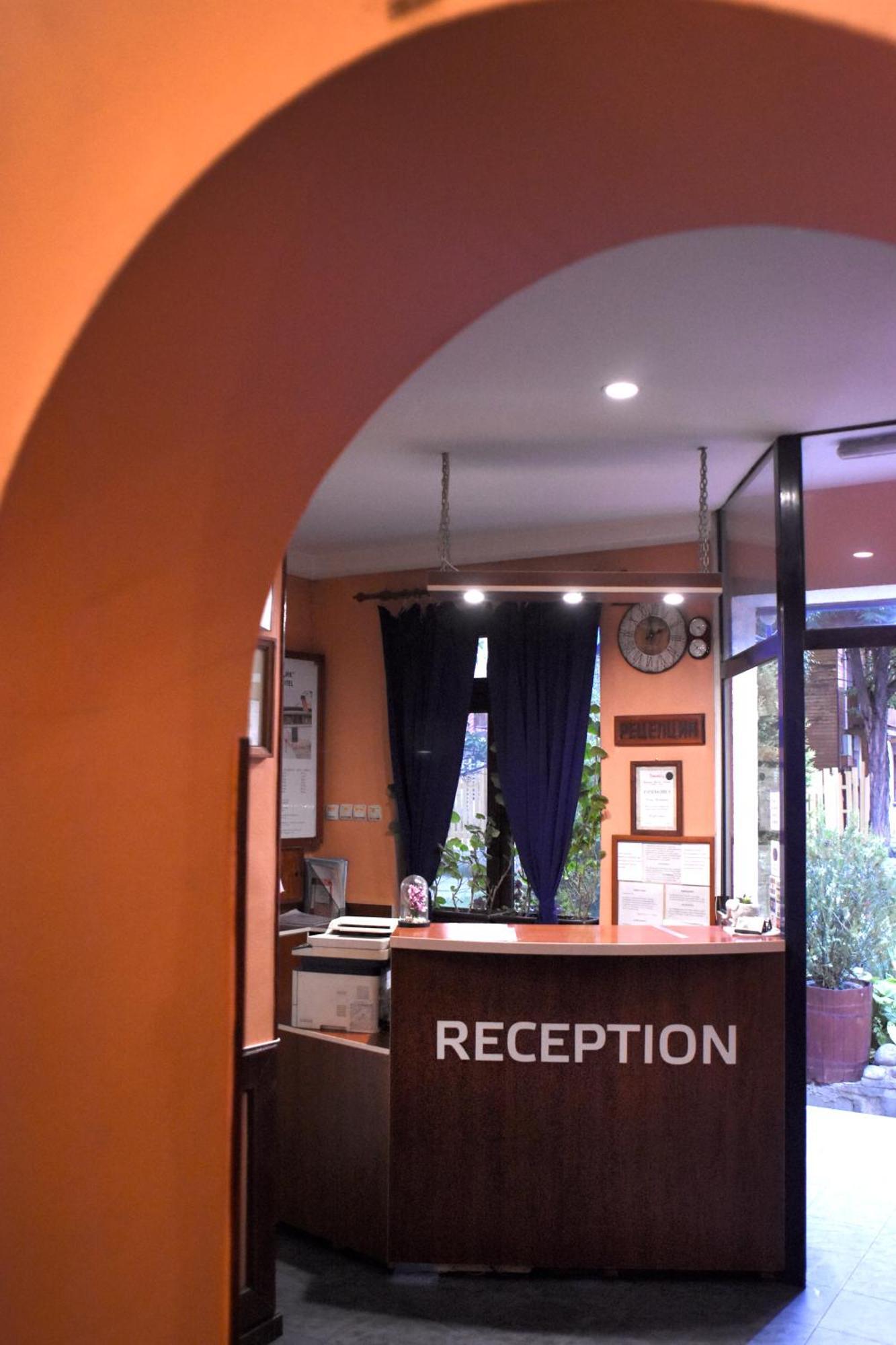 Medic Hotel Sofia Eksteriør bilde